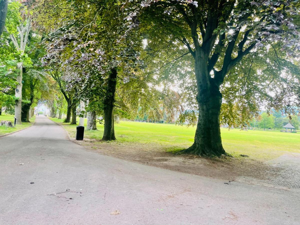 Tanglewood House Abergavenny With Private Parking Villa Екстериор снимка