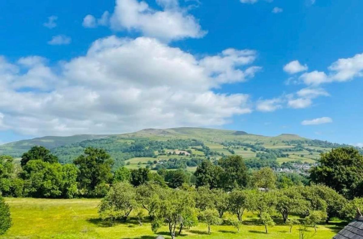 Tanglewood House Abergavenny With Private Parking Villa Екстериор снимка